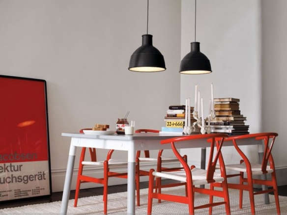 deal of the day: adaptable table from muuto 9