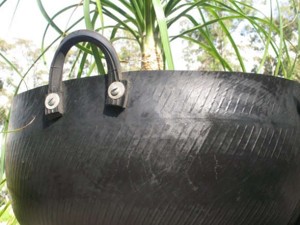 recycled tire pot australia  