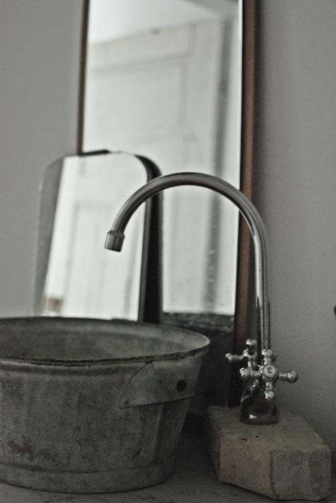 Diy Galvanized Bucket As Bathroom Sink