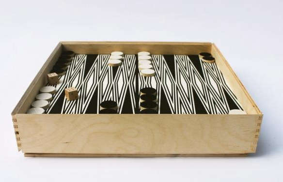 700 fredericks and mae backgammon set  