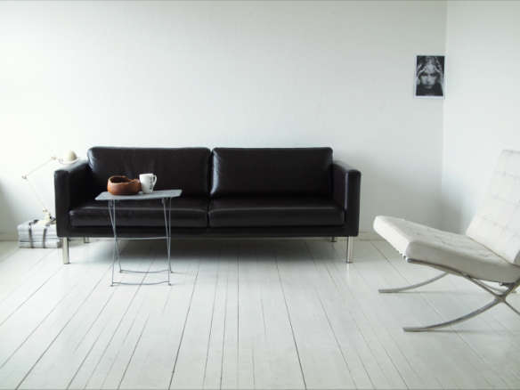 700 moa black sofa  