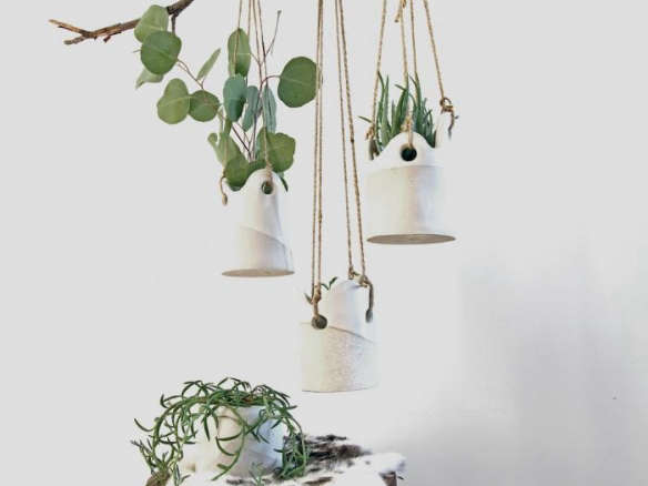 700 tw pottery hanging collection  