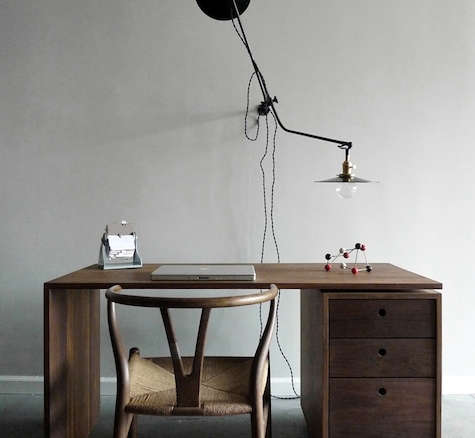 worstead lamp with desk  