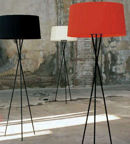 Tripod Floor Lamps Remodelista, Design Within Reach Tripod Floor Lamp
