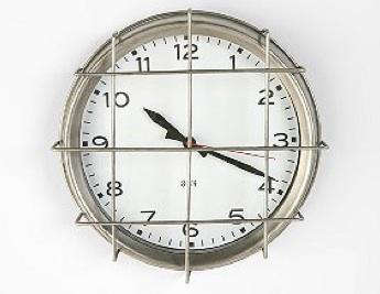 urban outfitters clock 7