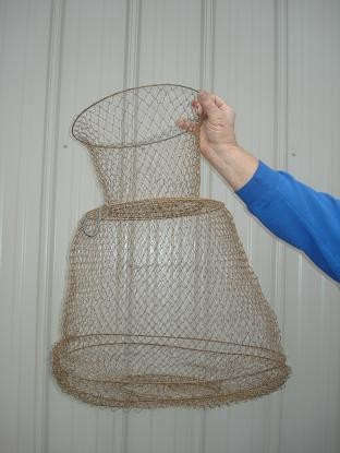 Vintage Rustic Wire Fishing Basket portrait 42