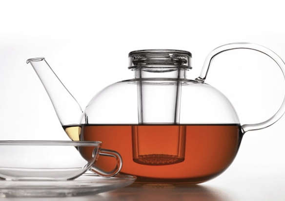 wagenfeld tea kettle with tea glassware  