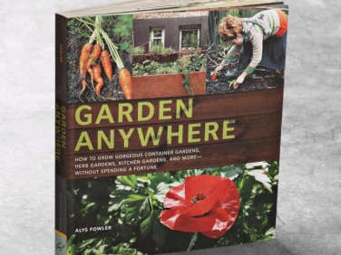 700 garden anywhere cover  