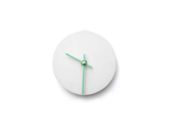 porcelain plaster clock : white 8