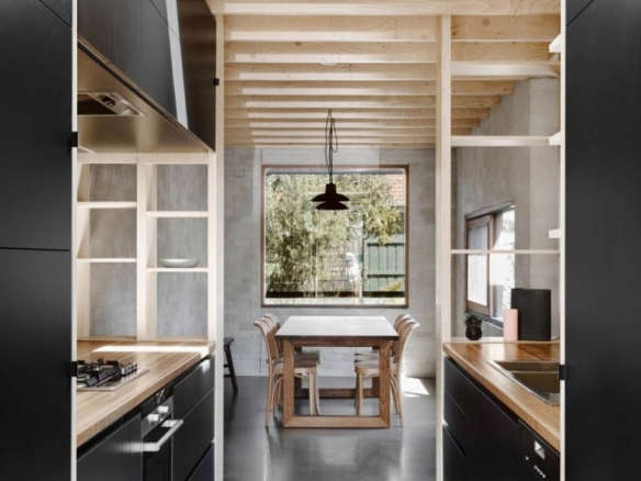 Kitchen of the Week A Locavore Chef and Landscape Architects LowImpact Kitchen portrait 33