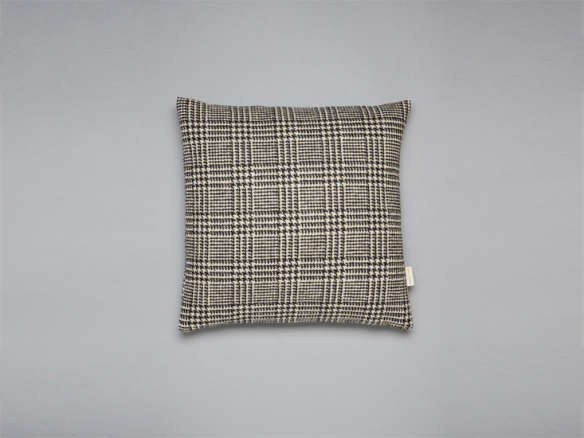 Donegal Tweed Houndstooth Cushion portrait 33