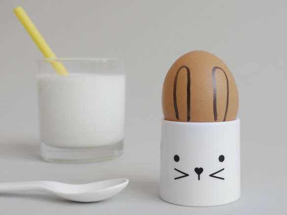 cute kid’s egg cup – bunny 8