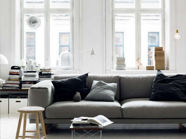 10 Easy Pieces The New Nordic Sofa portrait 3