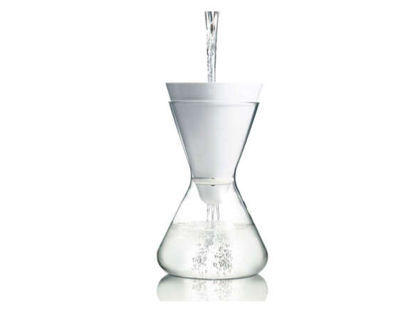 soma glass carafe with water filters 8