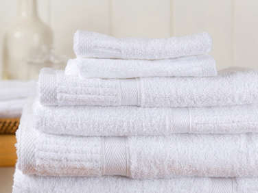 10 Easy Pieces Basic White Bath Towels portrait 12