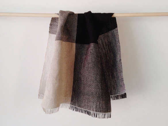 hand woven linen crossroads towel 8