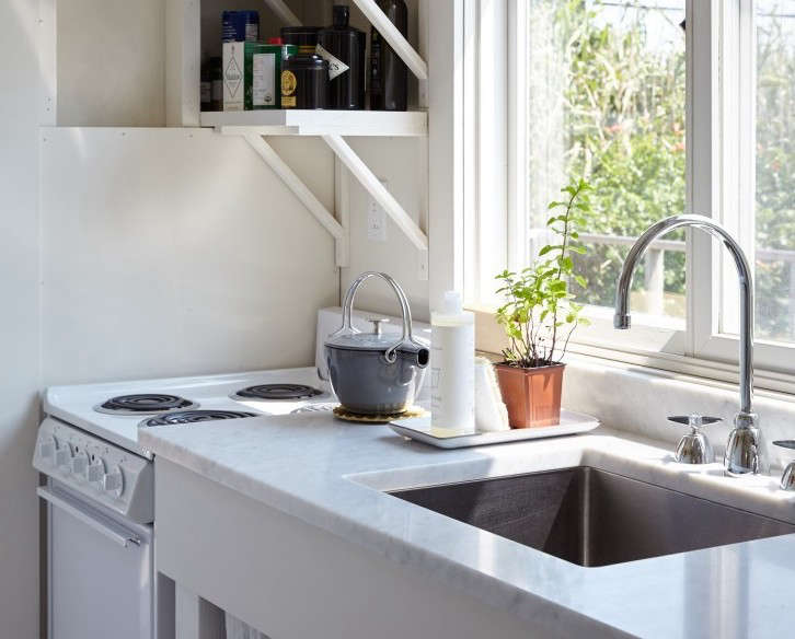 Remodeling 101 Single Bowl Vs Double Bowl Sinks In The Kitchen Remodelista