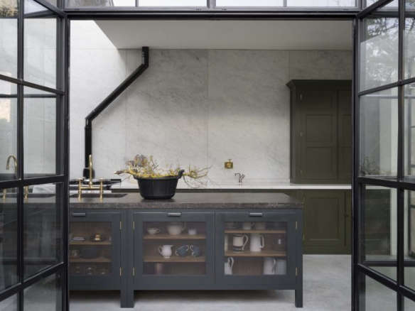 Kitchen of the Week A SalonStyle KitchenDining Room for a Historic Paris Apartment portrait 37