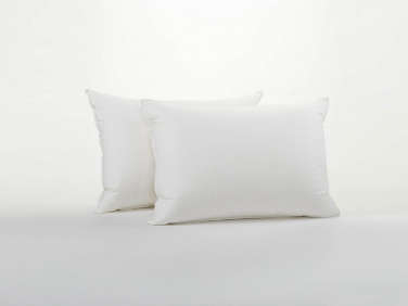 10 Easy Pieces Organic Bed Pillows portrait 3