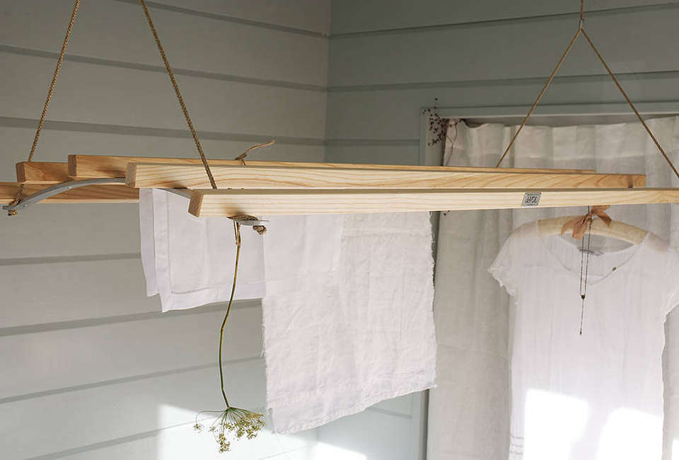 10 Easy Pieces Wooden Laundry Racks, Wooden Garment Rack Plans