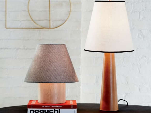 commune table lamp – leather 8
