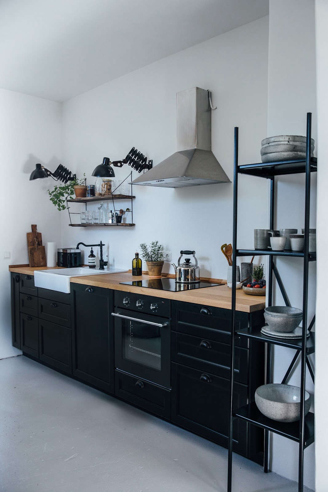 Kitchen of the Week A DIY Ikea Country Kitchen for Two Berlin ...