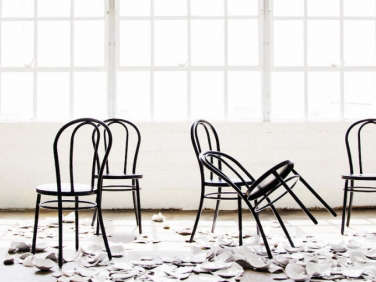 Capsule Design An LA Company Offering DesignLed Furniture for Less portrait 5