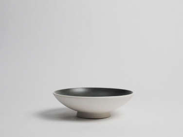 Miro Made This ArchitectDesigned Ceramics for Everyday Life portrait 10