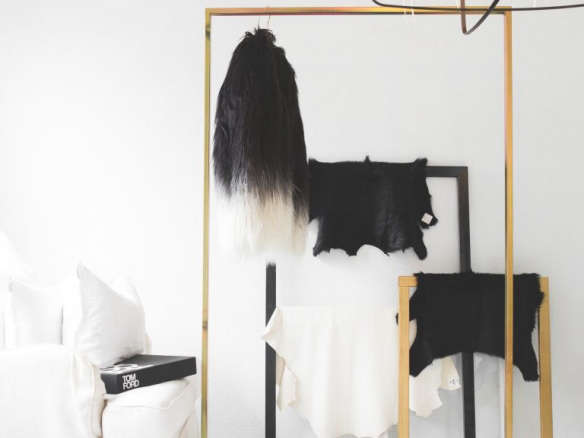 luxe clothes rack 8