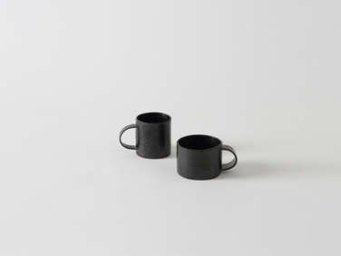len carella short black mug  