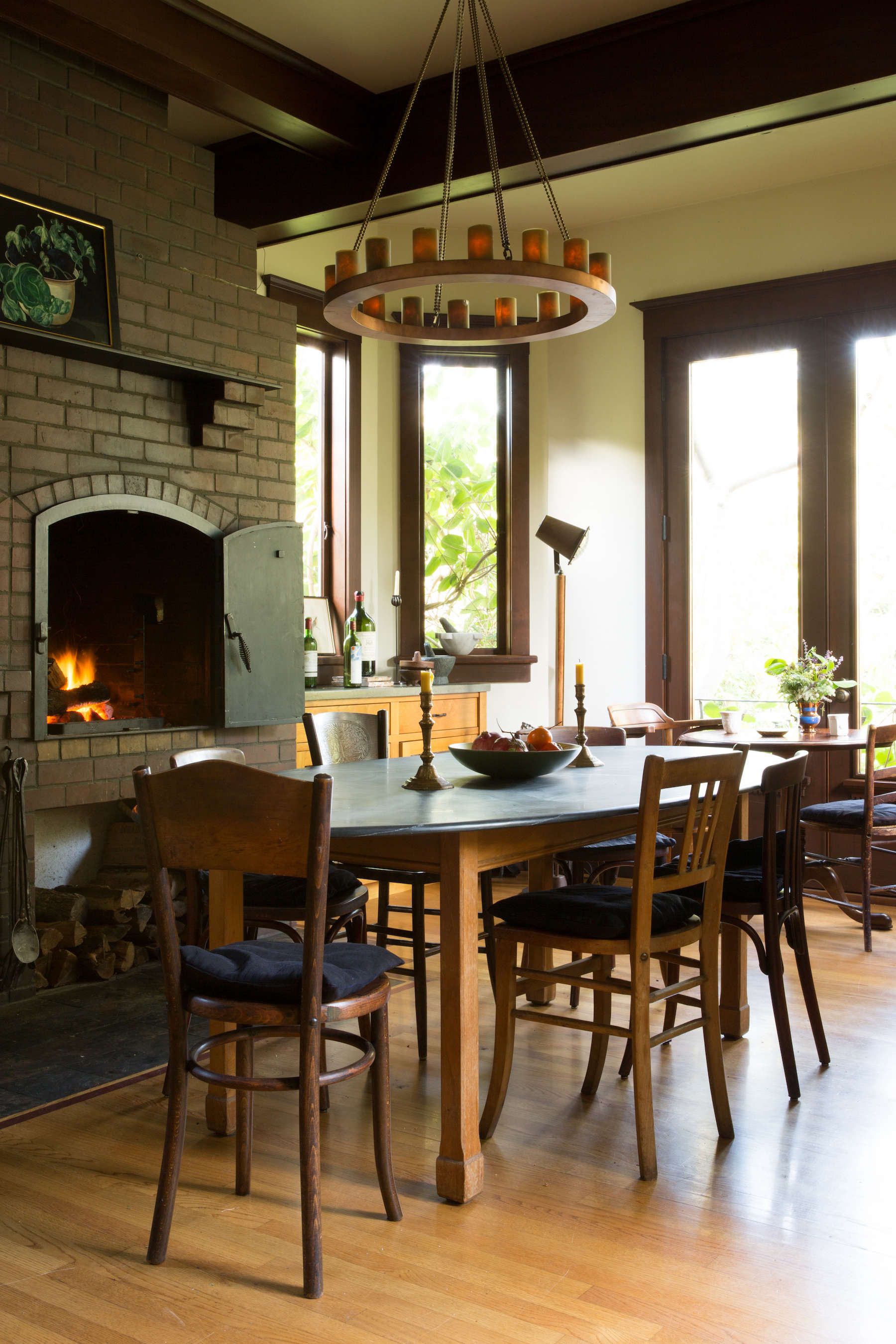 the dining room (and fireplace with pizza oven) is an extension of the kitchen. 23