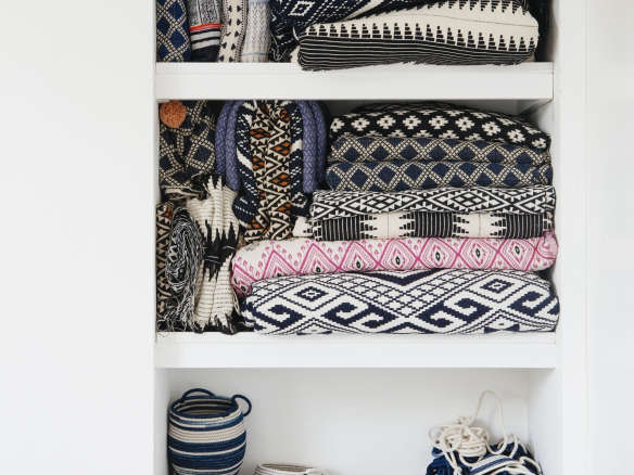 ondine ash’s throws and blankets 8