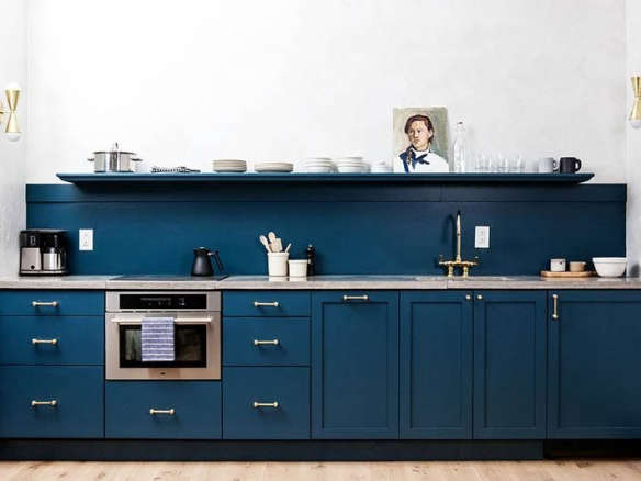 Kitchen of the Week An Architects Colorful Modern Cottage Kitchen in a London Highrise portrait 40