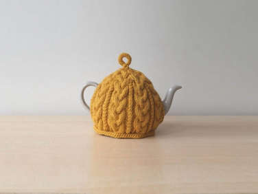 lindy knits golden yellow knitted tea cosy  