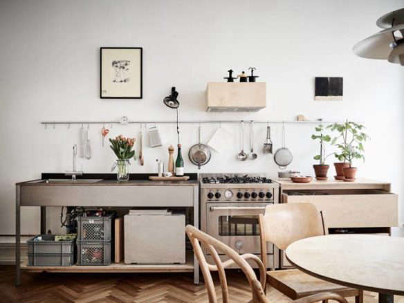Kitchen of the Week The Unfitted Gleaming Kitchen from Toolbox in Tokyo portrait 23