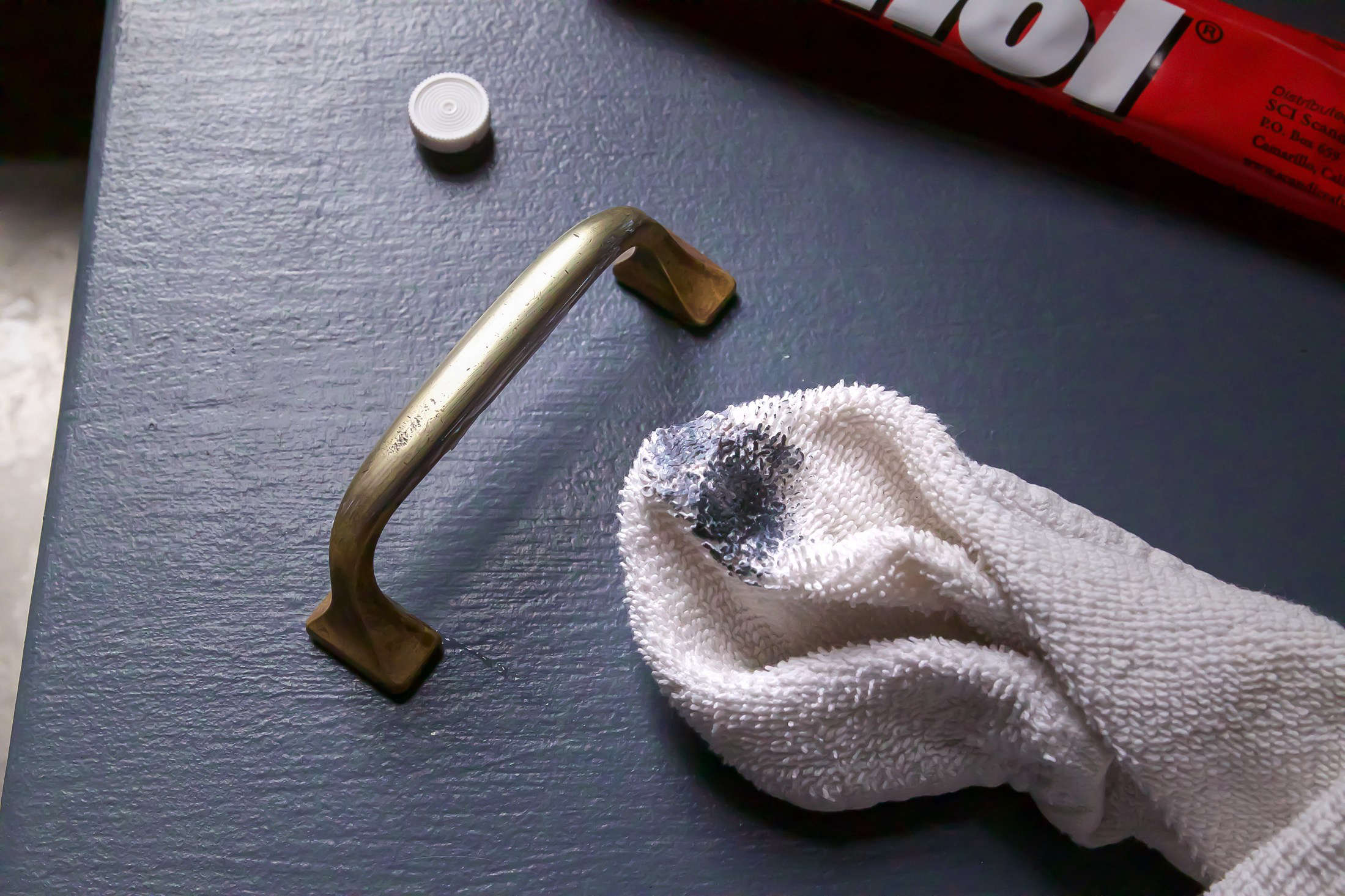 How to clean brass Hardware Naturally - Let's Paint Furniture!