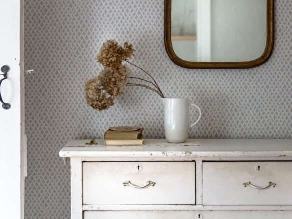 Luxe on a Dime 15 HighLow Hacks for Using Marble Scraps from the Remodelista Archives portrait 38
