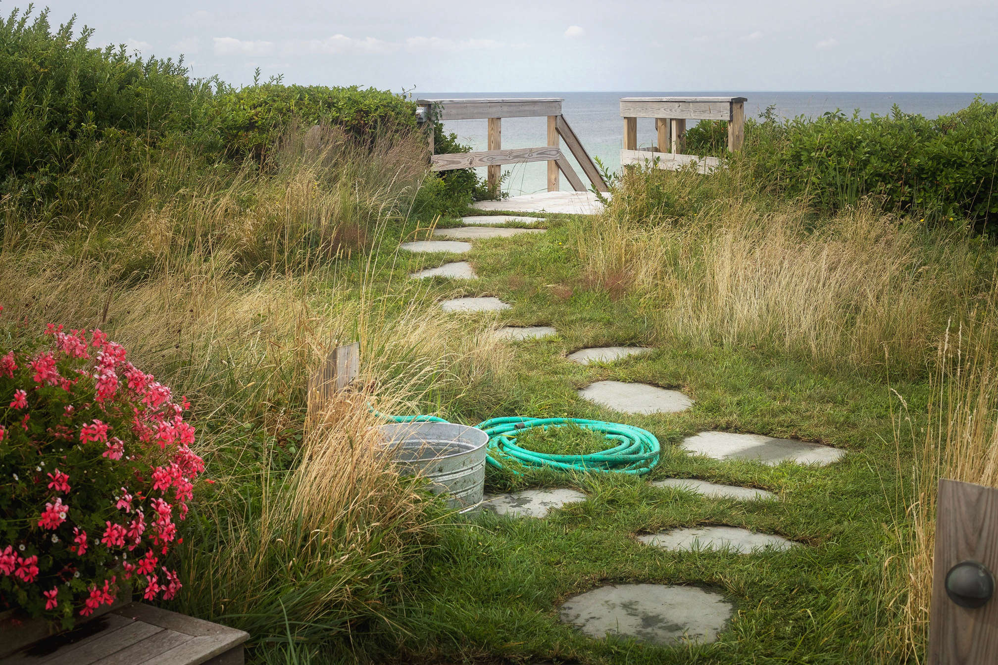 The Sand-Free Cottage: 8 Ways to Keep the Beach at Bay - Remodelista
