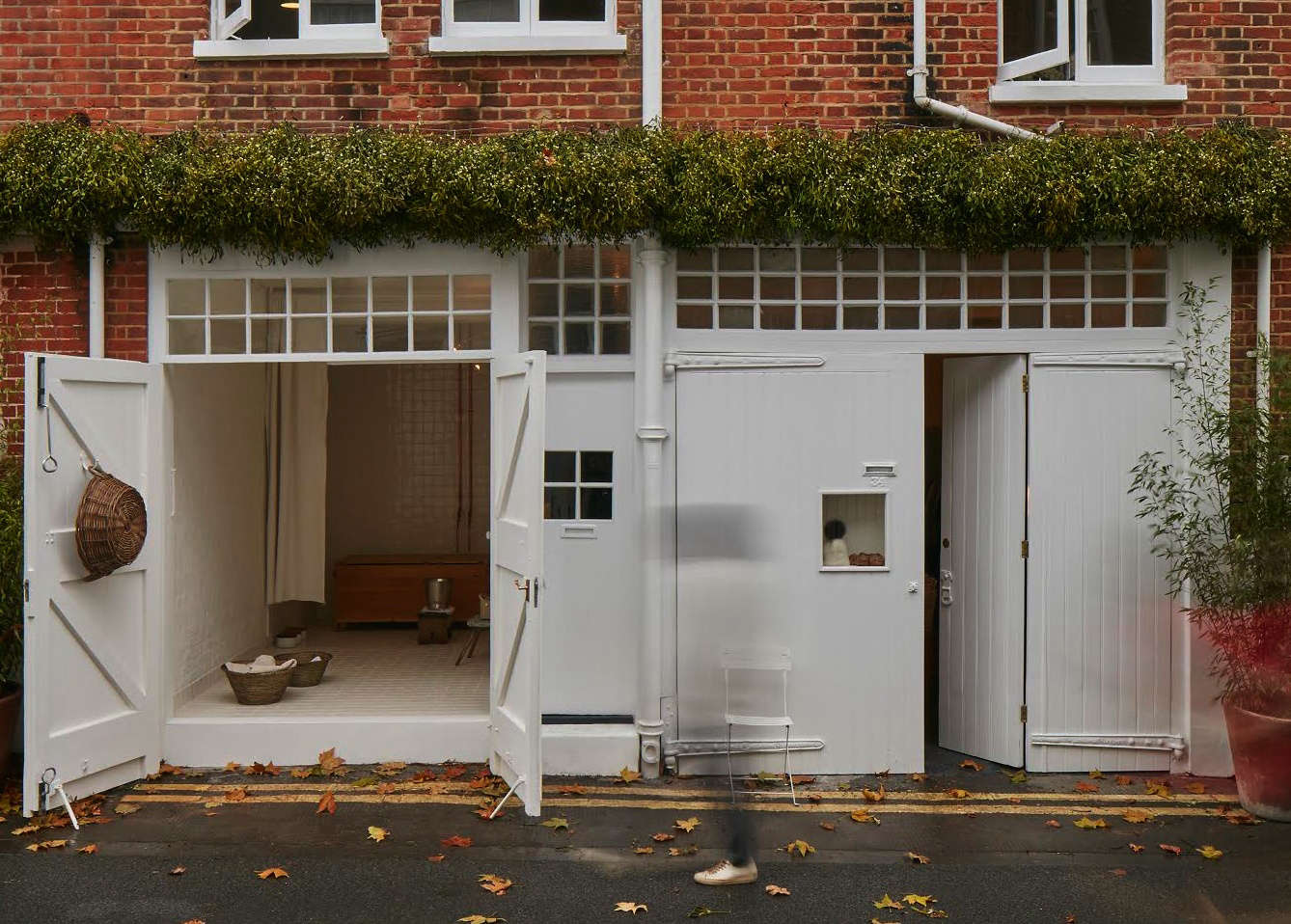 An Urban Hut in London by Jonathan Tuckey for an UndertheRadar Design Doyenne portrait 3