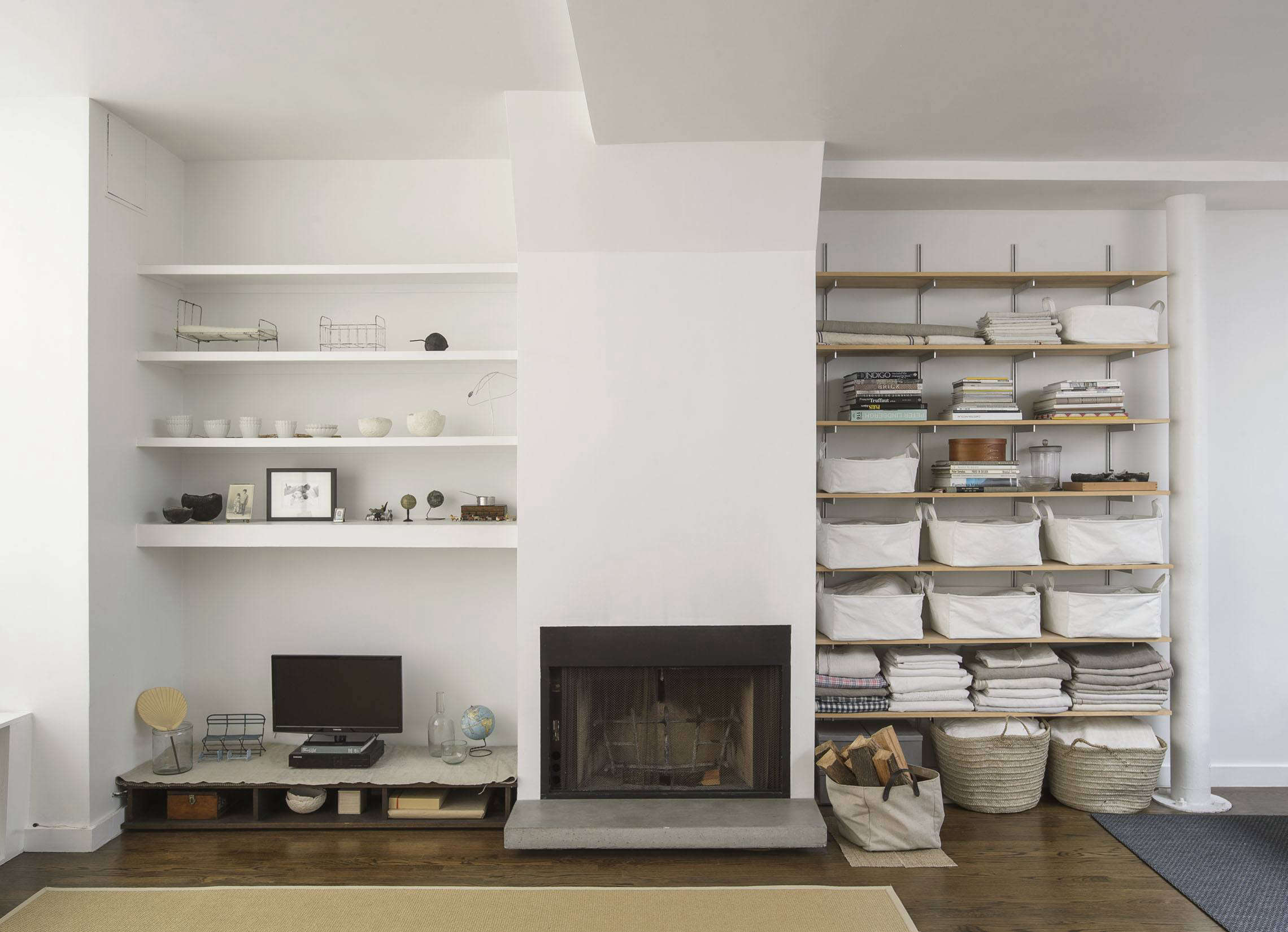 Warm Minimalism 10 of Our Favorite Contemporary Fireplaces from the Remodelista Archives portrait 3