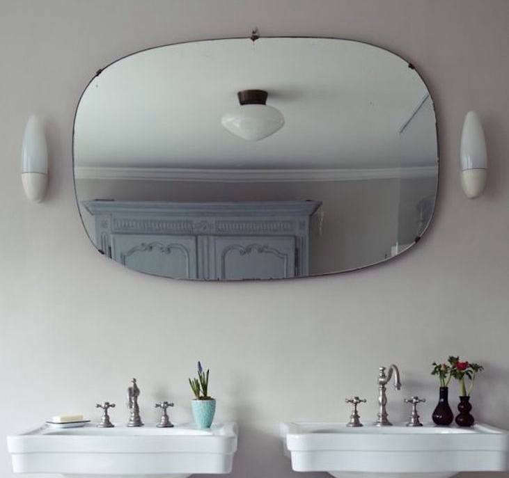 How To Install Flattering Lighting In, Ceiling Mounted Bathroom Vanity Light Fixtures