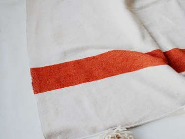 red orange striped blanket pompon calmachica  