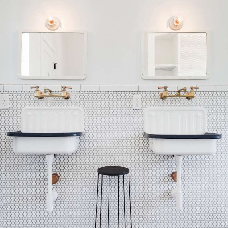 10 Easy Pieces Architects GoTo Modern Kitchen Faucets portrait 13