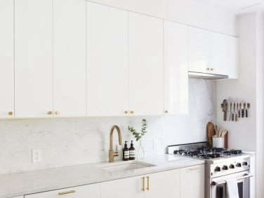 Kitchen of the Week An Ikea Kitchen with an Elegant Upper Cabinet Solution portrait 5