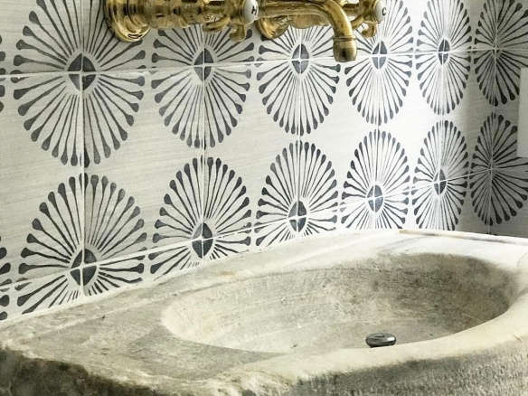 Bathroom of the Week In LA a Softer Take on Black and White portrait 11