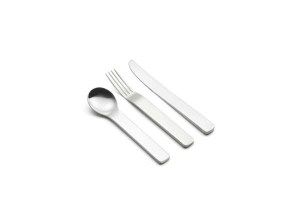 minimal five piece cutlery place setting 8