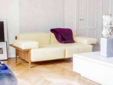 common mooner sofa studio david thulstrup  