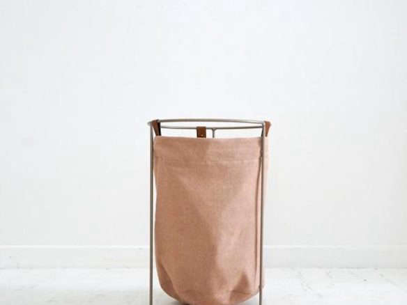 laundry basket – blush with tan leather 8