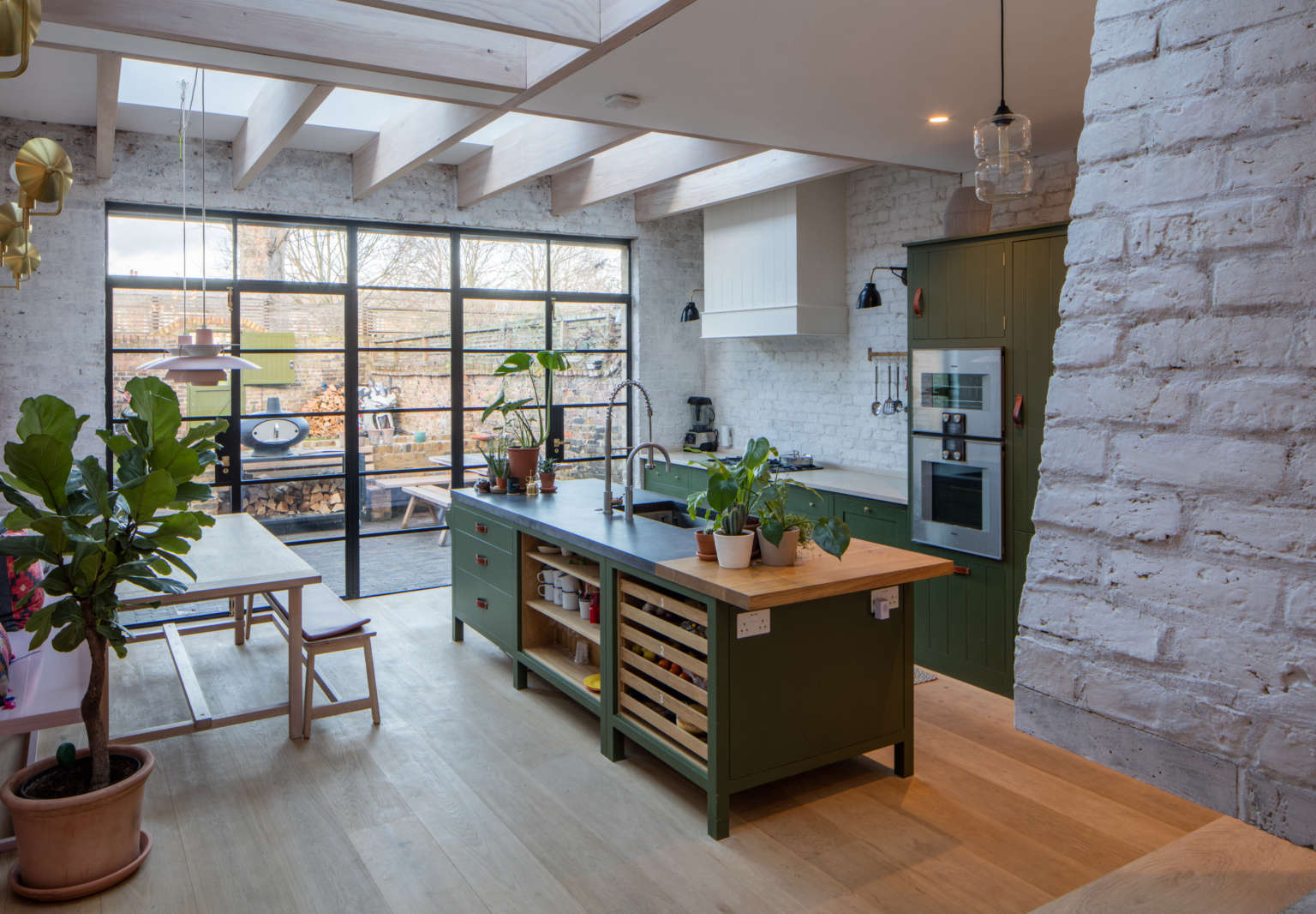 Kitchen of the Week A GreatestHits Kitchen for a DanishAmerican Couple in London portrait 3