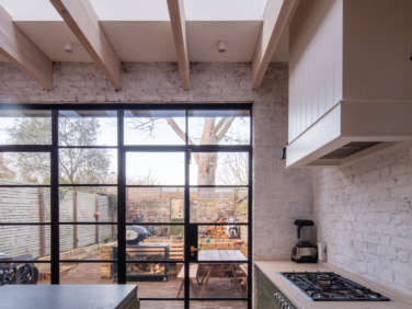 Kitchen of the Week A GreatestHits Kitchen for a DanishAmerican Couple in London portrait 12